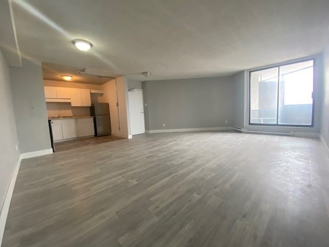 Presland Towers - Photo 2 of 13