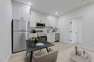 Tuxedo Park Avas - Photo 1 of 1