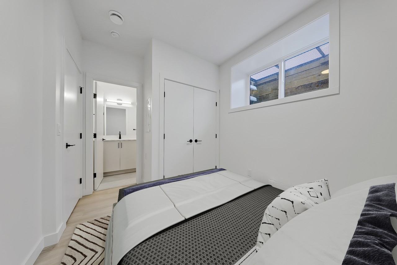 Tuxedo Park Avas - Photo 3 of 16