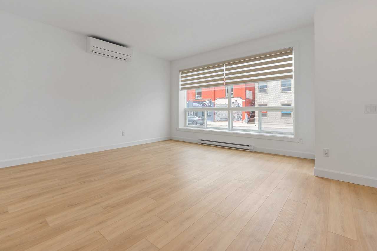 485 Dominion Ave, Midland, ON L4R 1P5, Canada - Photo 4 of 9