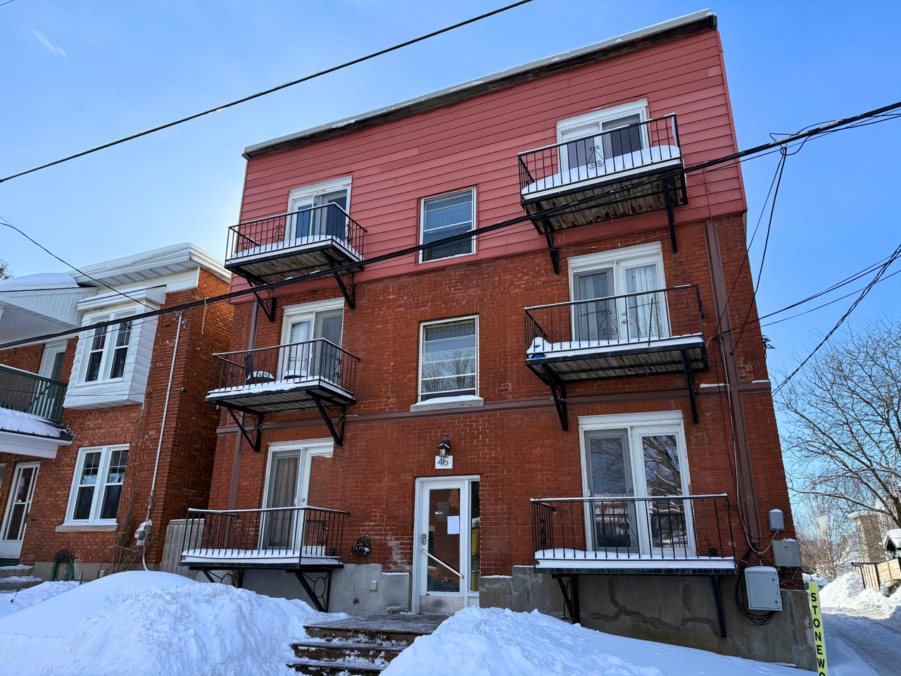 Carlyle Apartments - Photo 2 of 6