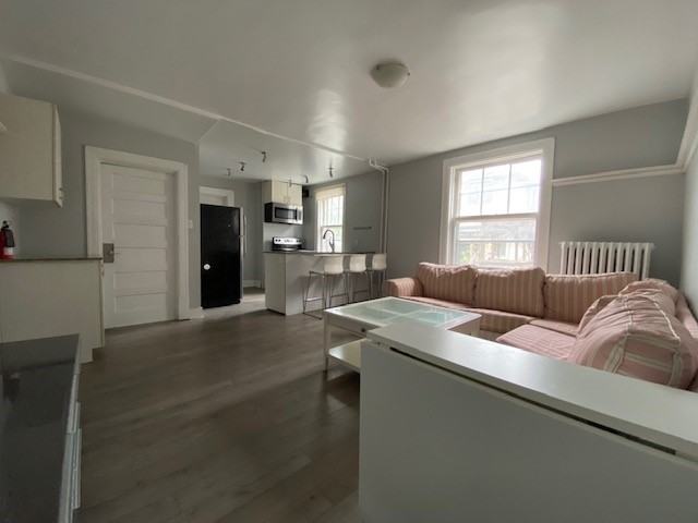 Carlyle Apartments - Photo 6 of 6