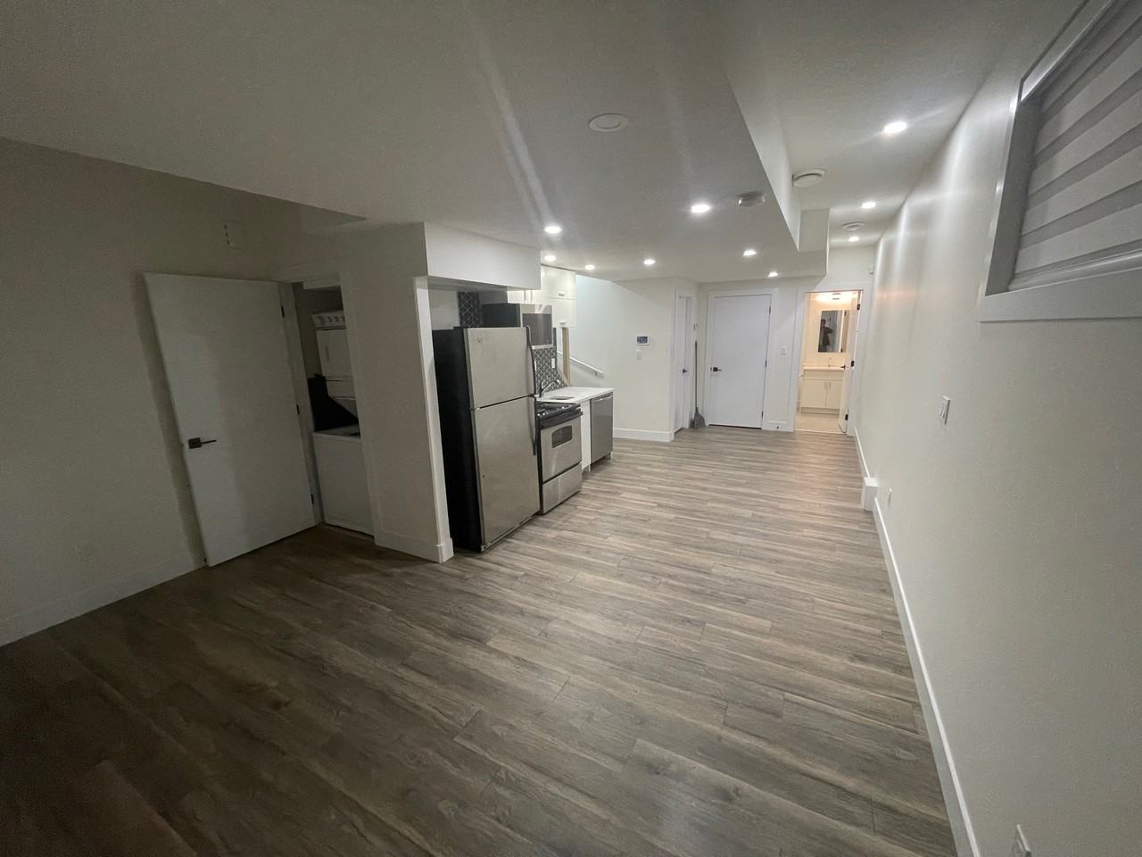 11306 11308 72 Ave NW, Edmonton, AB - Photo 2 of 19