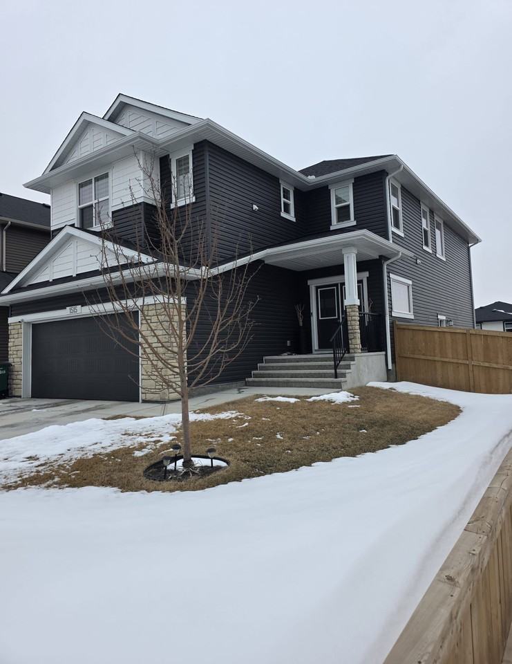 1515 Ravenmoor Way SE, Airdrie - Photo 2 of 12