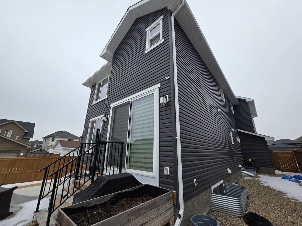 1515 Ravenmoor Way SE, Airdrie - Photo 4 of 12