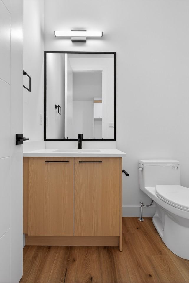 9050 90 Street NW - 4 Bedroom - Photo 5 of 10