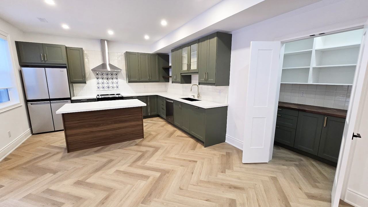 42 Calverley Street - Photo 2 of 20