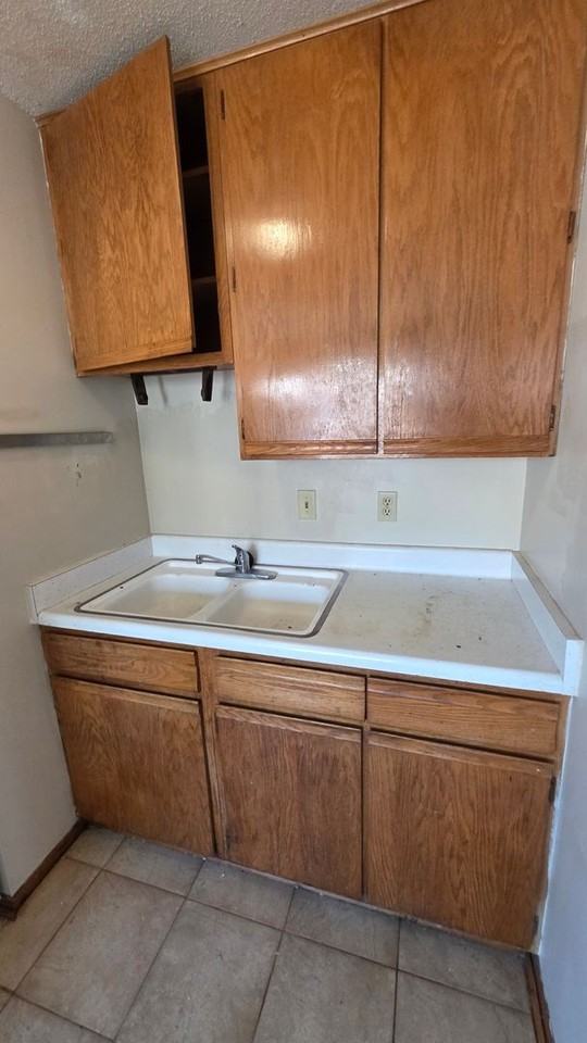 Girard - Photo 2 of 11