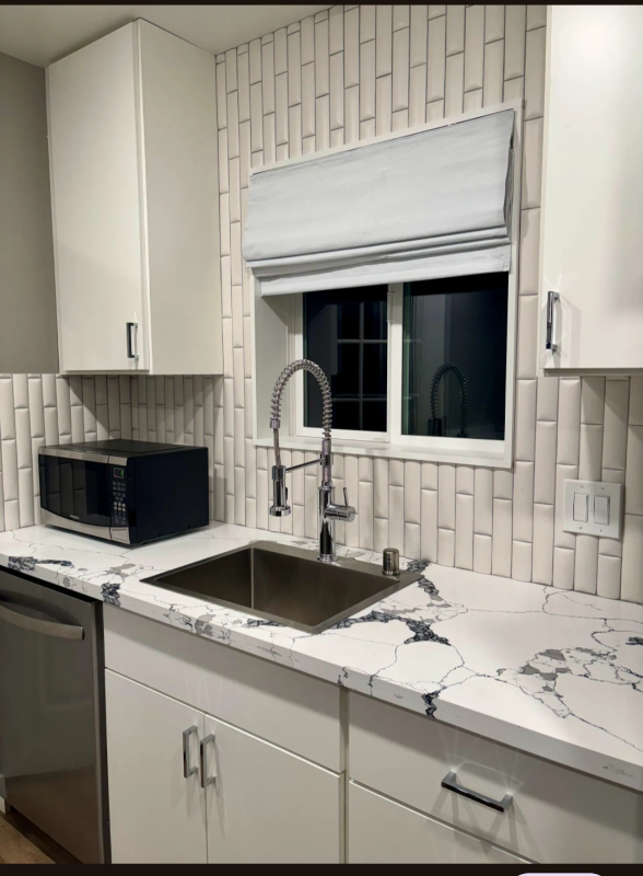 2178 Oakmont St - Photo 3 of 9