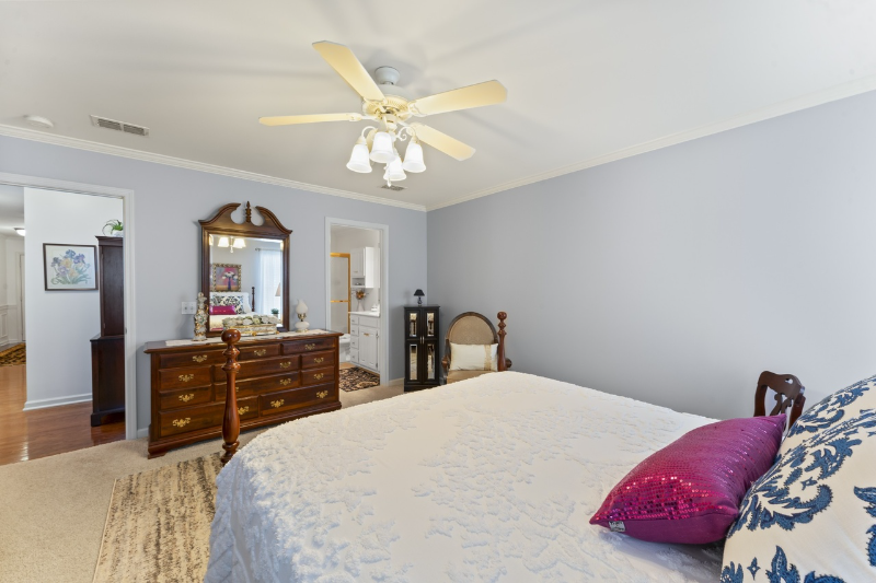 2808 Stonehedge Dr - Photo 6 of 16