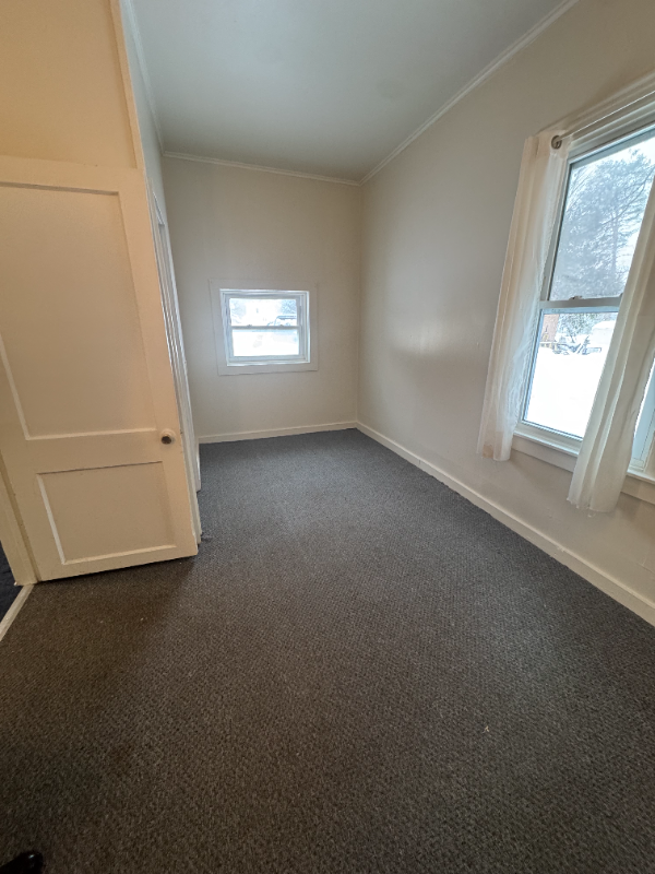 822 Oneida St #2 - Photo 5 of 9