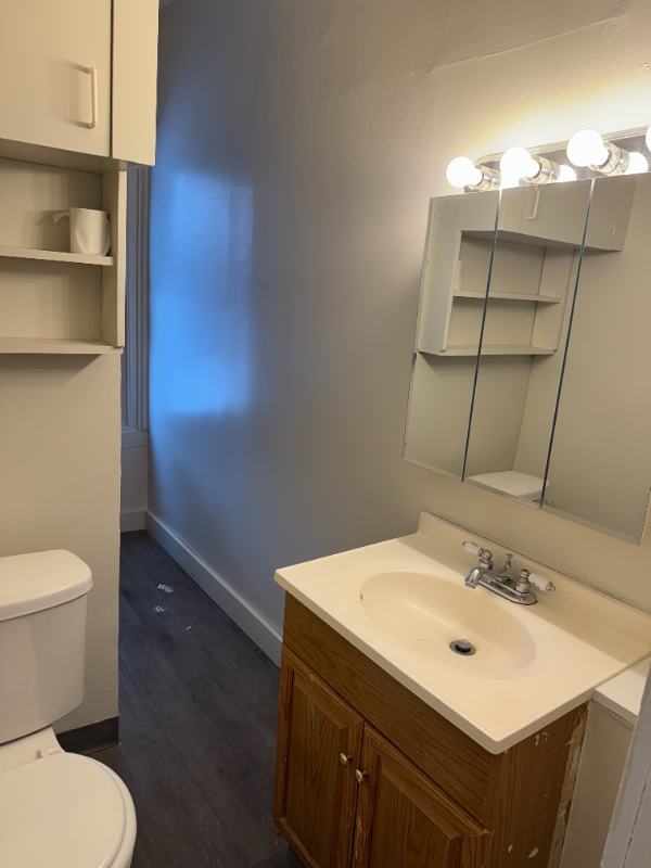 822 Oneida St #2 - Photo 7 of 9