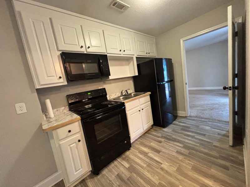 1242 Ernest Elder Rd - Photo 3 of 16