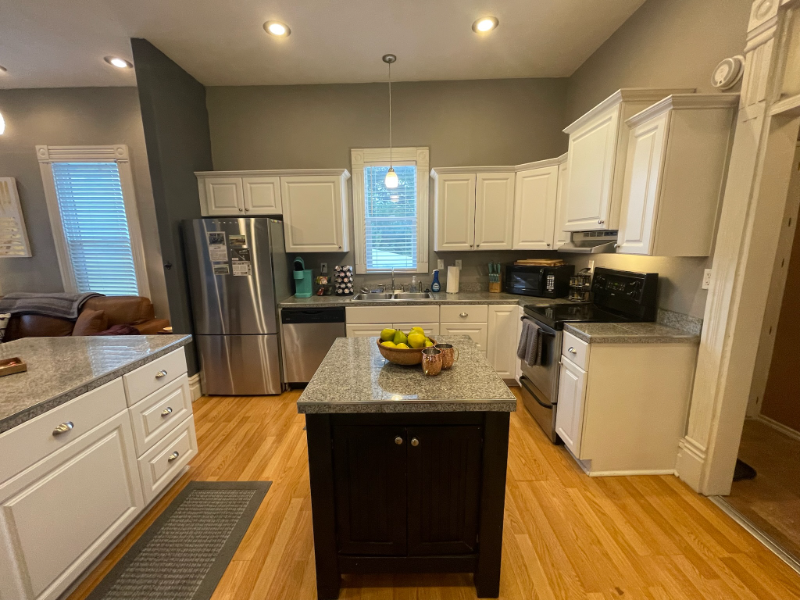 832 Caledonia St - Photo 6 of 18