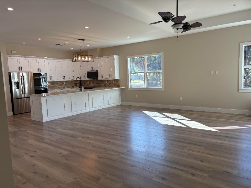 4261 Kathy Ave - Photo 5 of 25