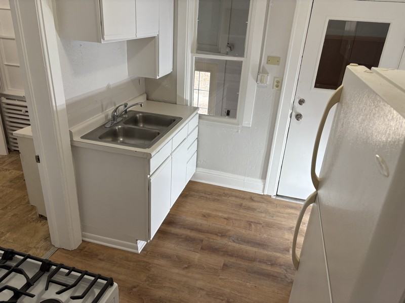 925 Minnesota St - Photo 7 of 19