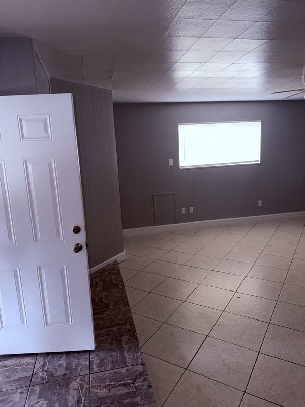 5925 Marka Dr - Photo 2 of 20