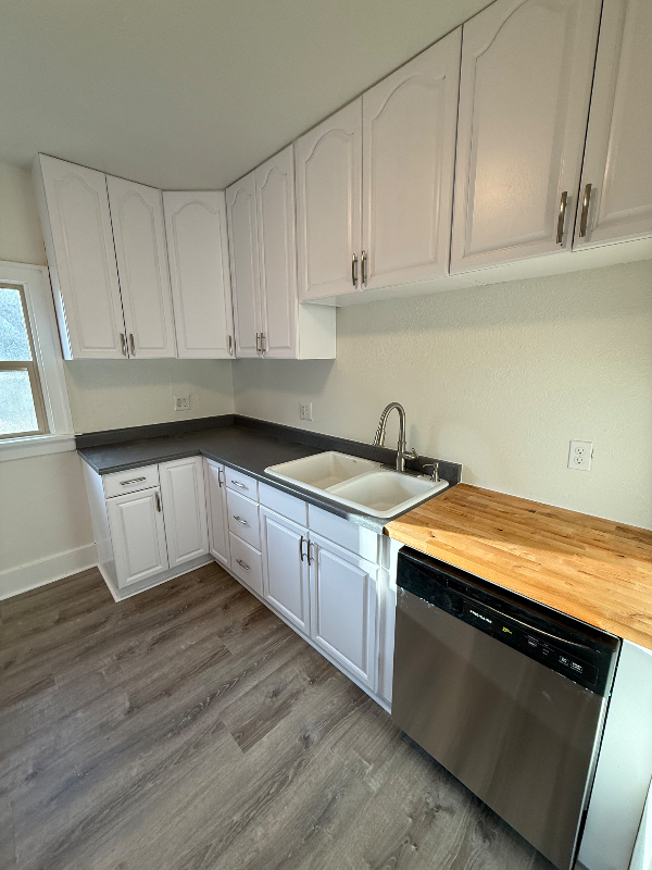 4439 S Logan St - Photo 3 of 11