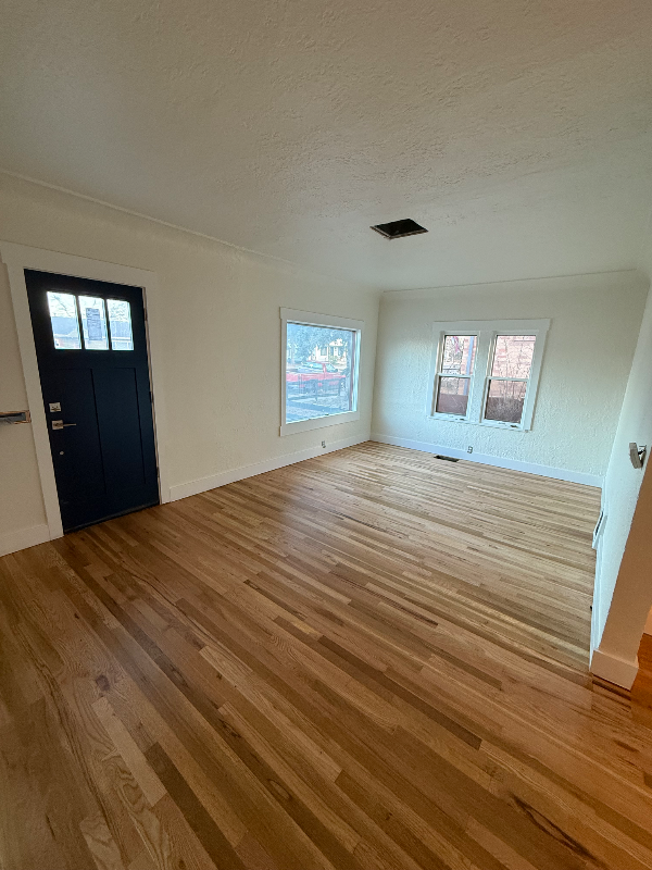 4439 S Logan St - Photo 5 of 11