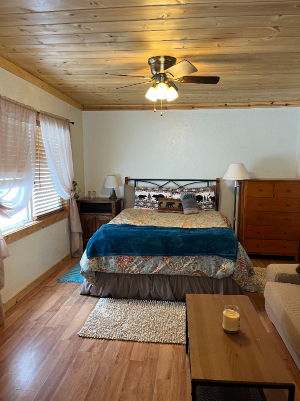 4005 Cedar Ave - Photo 4 of 15