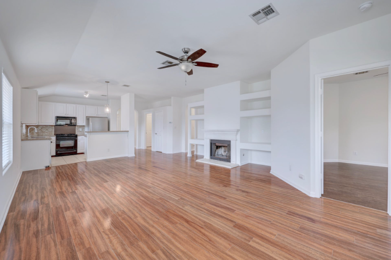 1912 Avante Dr - Photo 3 of 20