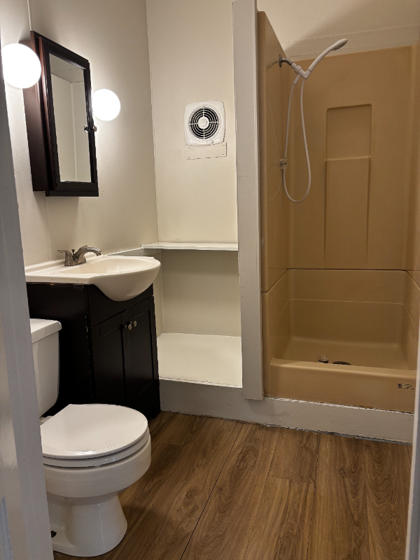 613 Vine St #2 - Photo 2 of 7