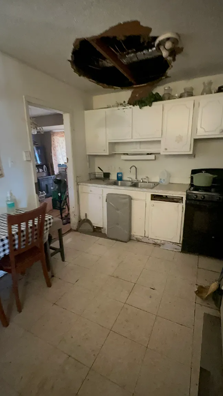 1932 Overbrook Dr - Photo 5 of 13