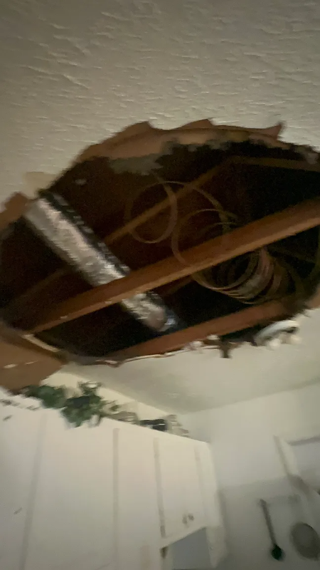 1932 Overbrook Dr - Photo 7 of 13