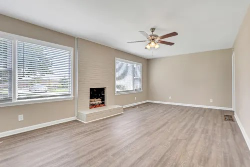 2199 Phillips Rd - Photo 5 of 9