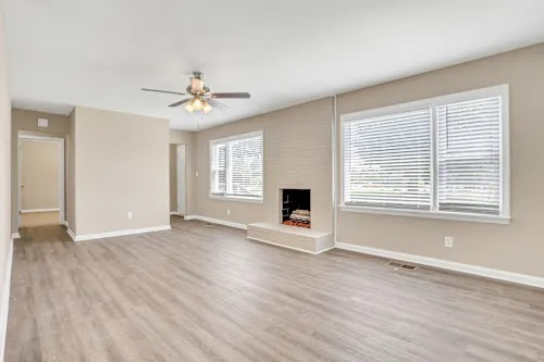 2199 Phillips Rd - Photo 6 of 9