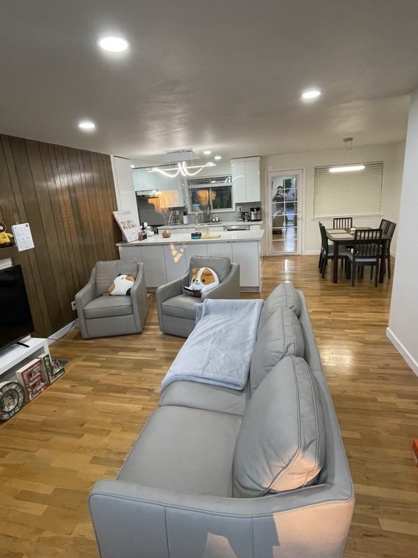 18806 2nd Ave Nw - Photo 2 of 10