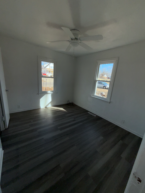 1971 E Cantrell St - Photo 7 of 19