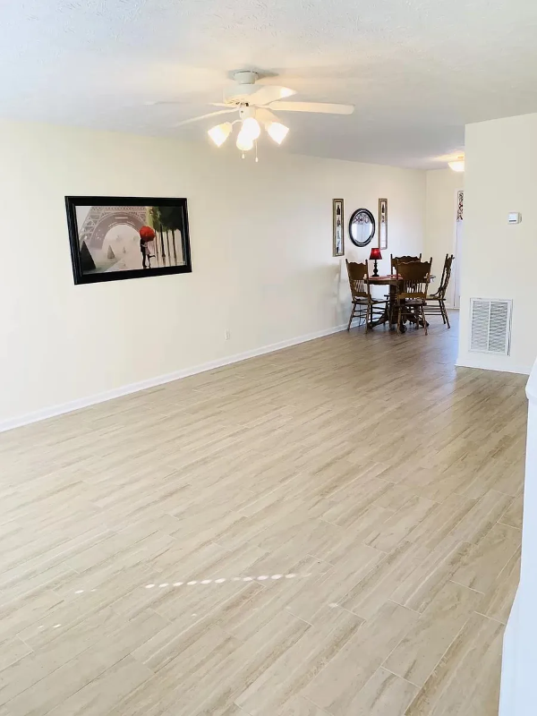 903 Seven Oaks Blvd - Photo 3 of 13