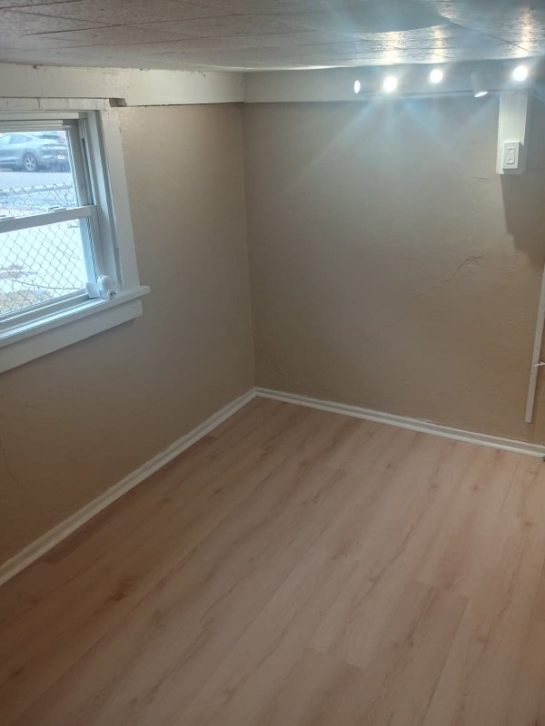 321 Fisher Ave #1 - Photo 3 of 10