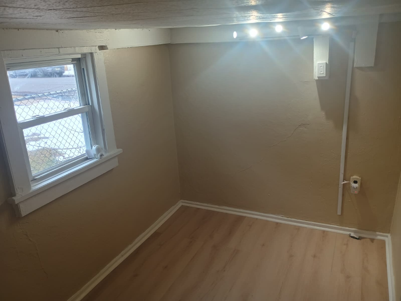 321 Fisher Ave #1 - Photo 5 of 10