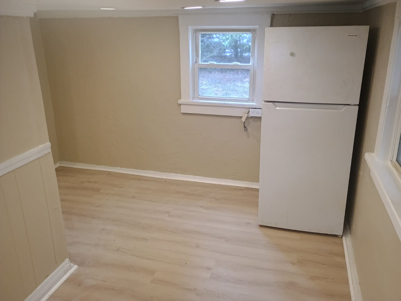 321 Fisher Ave #1 - Photo 7 of 10