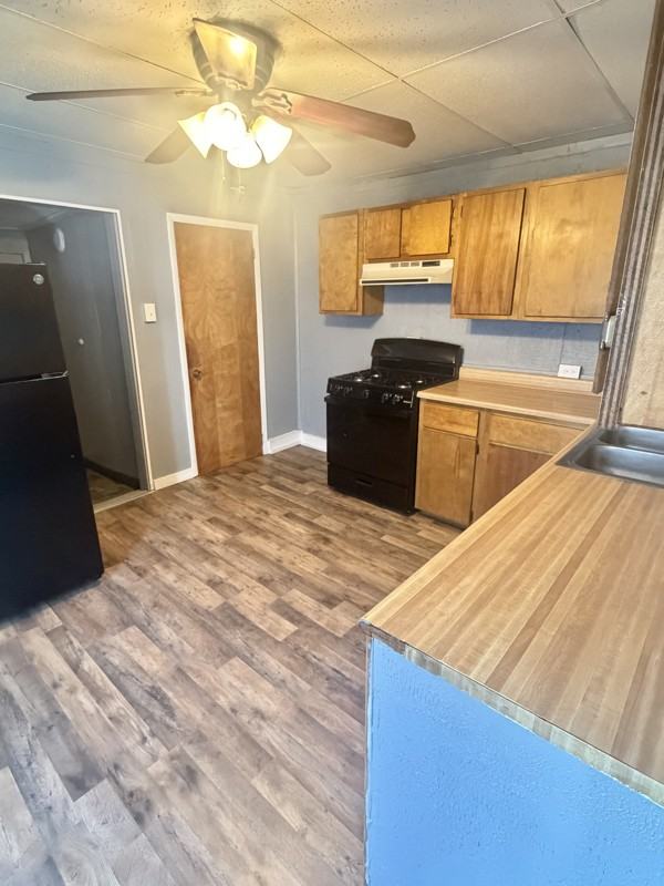 480 Walnut St - Photo 7 of 15