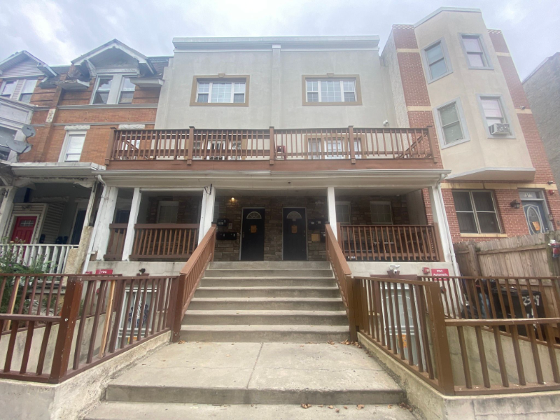 2329 N Park Ave #C5 - Photo 2 of 11