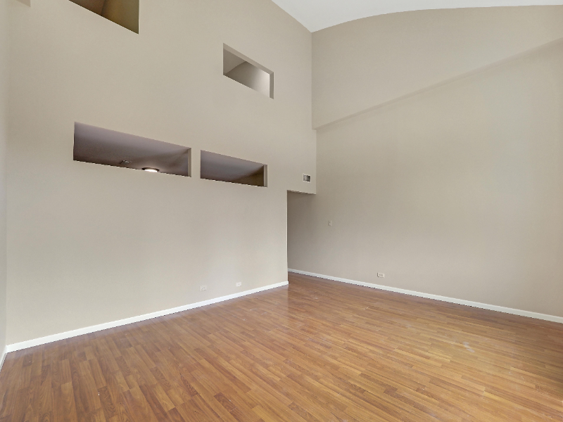 4942 N Sheridan Rd #4 - Photo 5 of 15