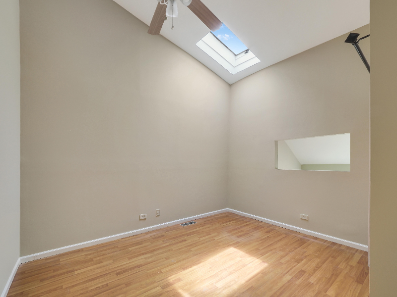 4942 N Sheridan Rd #4 - Photo 7 of 15