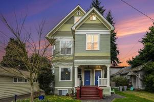 featured image of 5525 Woodlawn Ave N