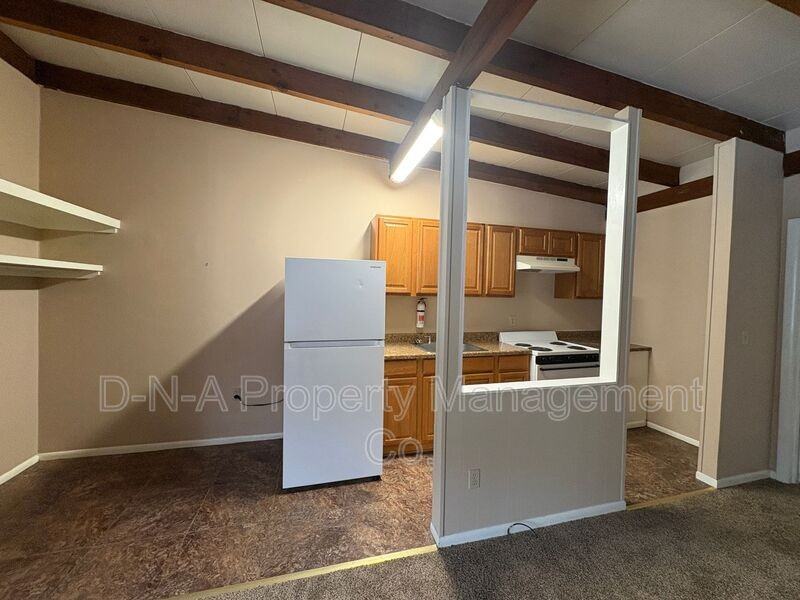 114 Cabanna Ln #115 - Photo 2 of 5