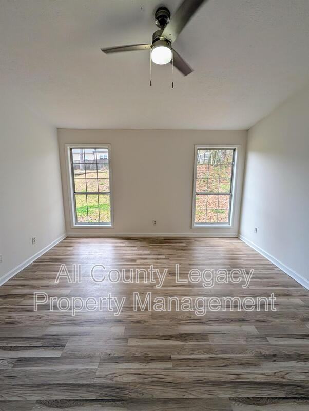 2371 Bankston Cir - Photo 7 of 11