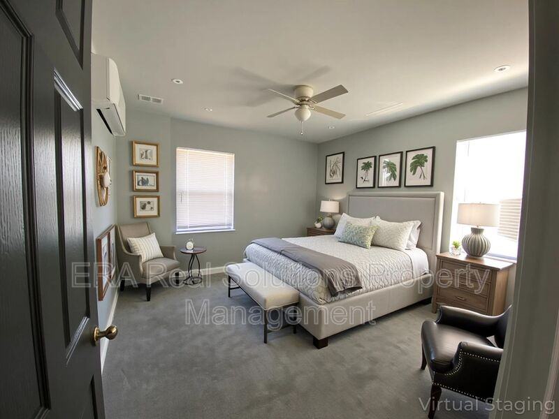 1094 Oakwood Ave - Photo 3 of 16