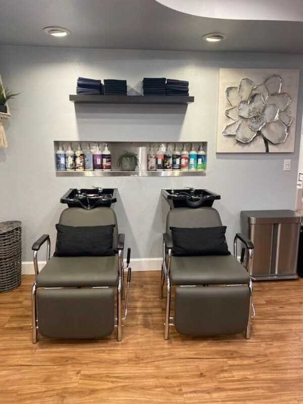 822 Nw 21st Ave - Photo 4 of 9