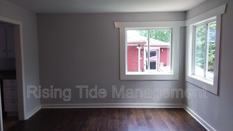 1909 16th Ave N - Photo 4 of 17