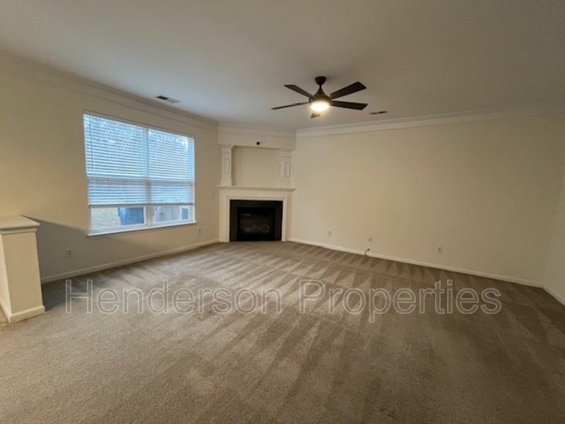 4104 Less Traveled Trl - Photo 4 of 19