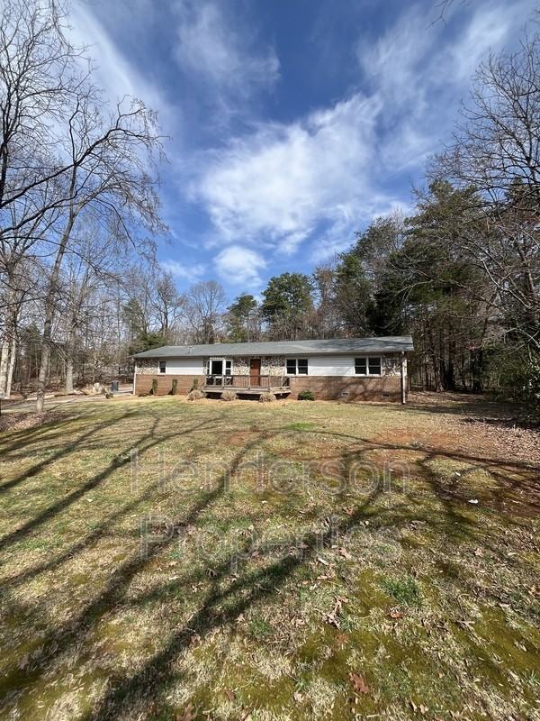 3236 Beaman Ave - Photo 2 of 12