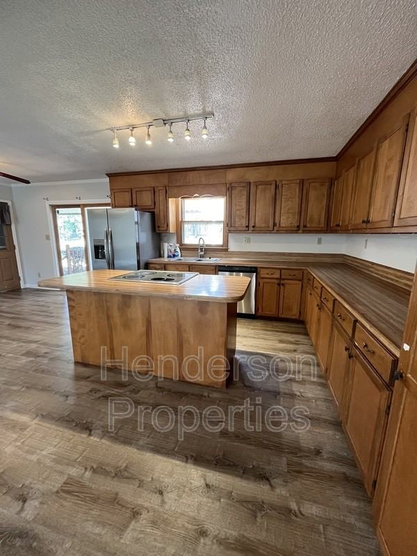 3236 Beaman Ave - Photo 5 of 12