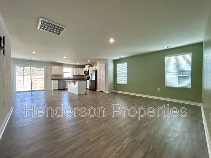 5427 Hughesdale Dr - Photo 4 of 29